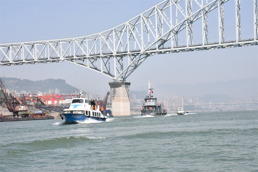 һؑc侯ˮչ_ˮbѲ߉Խ z