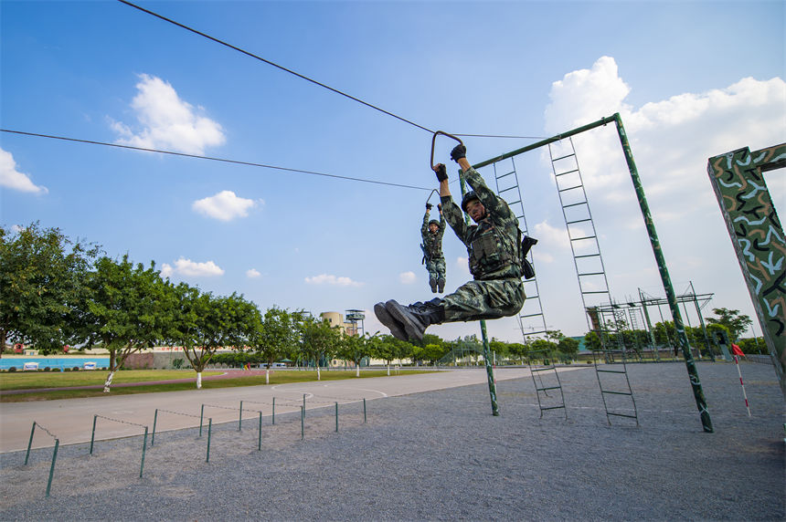 侯ؑcꠙC֧ꠂɲ꠹ٱMͨ^ϵKӖ־ z