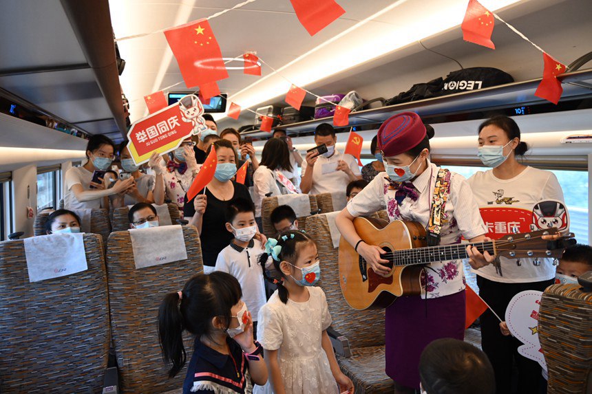 102d̖܄܇M_100ӬFz