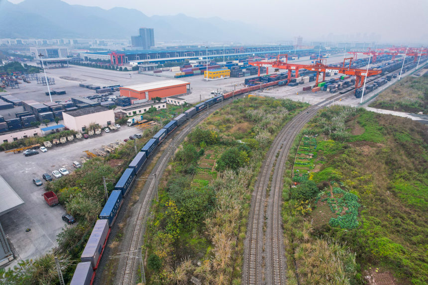 124F·塪f󣩇Hװluz