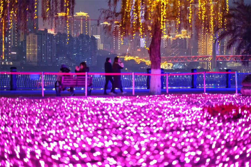 ӭ������c���A�ĳ���ҹ�������xӳ���I���ϲ�c�Ĺ��շՇ�������z