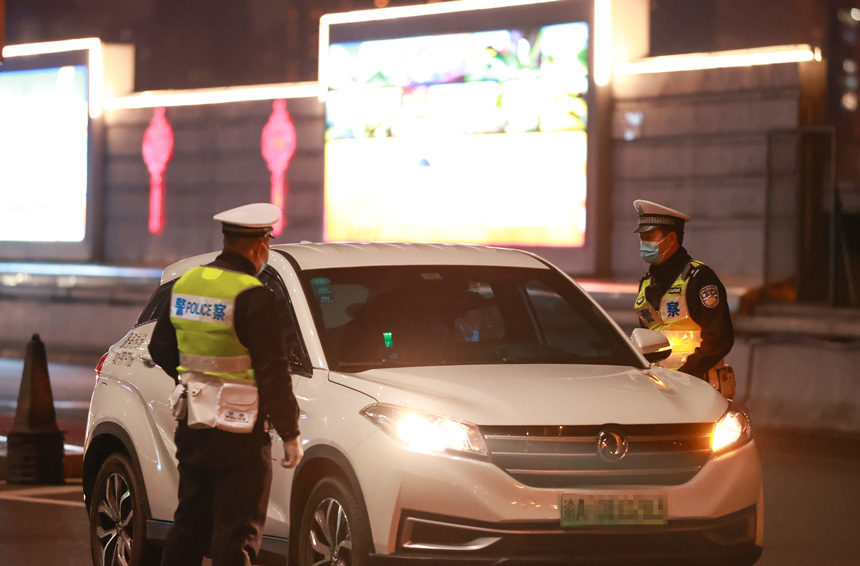 񾯌ռ`ͣ܇vMбP