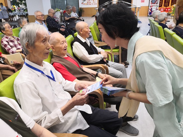 ˆT˰lŷpփ^ЈOֹD