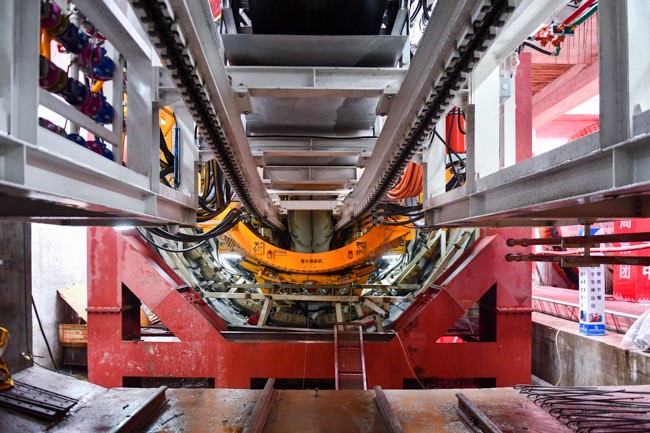 ؑc܉ͨ15̖һC·վʩFuz