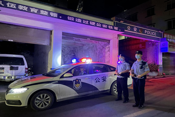 桐梓派出所扎實開展夏季治安打擊整治“百日行動”。武隆區公安局桐梓派出所供圖