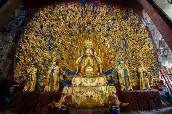 大足石刻千手觀音。羅國家攝