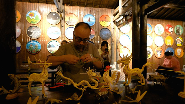 酉州古城耍事多。酉陽縣委宣傳部供圖