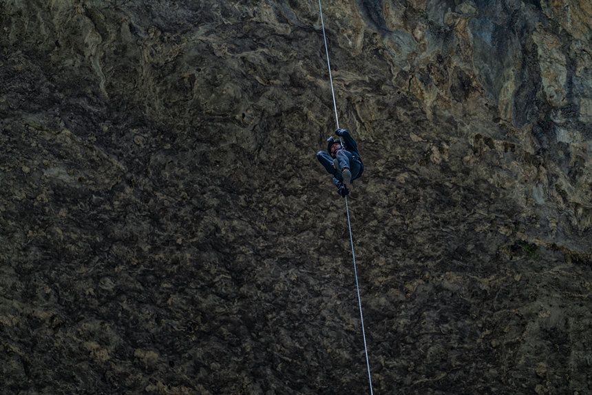 重慶特警2022年水陸兩棲專訓現場。