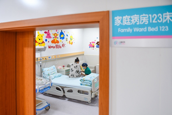 重醫兒童醫院兩江院區新生兒科母嬰家庭病房。鄒樂攝