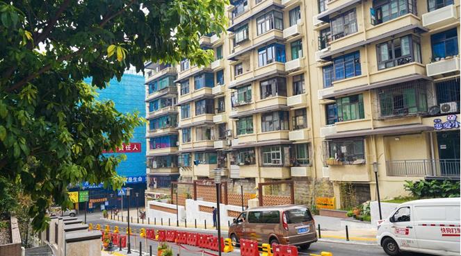 民主村片區國美支路改造后新面貌。九龍城市更新公司供圖