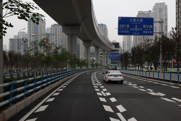 江溉大道通車。江北嘴管委辦供圖?