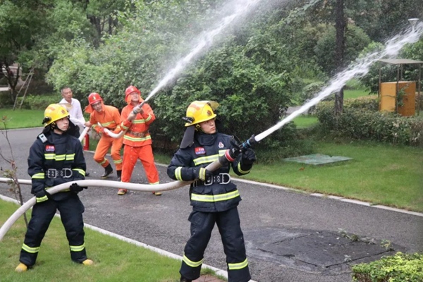 消防救援站與社區微型消防站聯勤聯訓。合川區消防救援支隊供圖