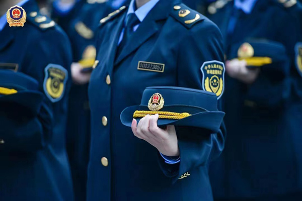 戴帽儀式。重慶市市場監督管理局供圖