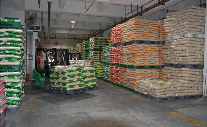 應急成品糧存儲。重慶市儲備糧公司供圖