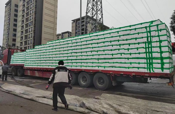 銅梁運往中心城區蔬菜。銅梁區供銷合作社供圖