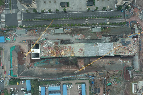 車站主體結構封頂。施工方供圖