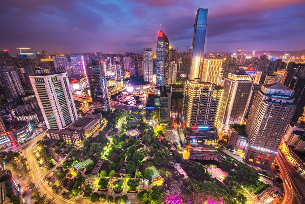 觀音橋商圈。唐安冰攝