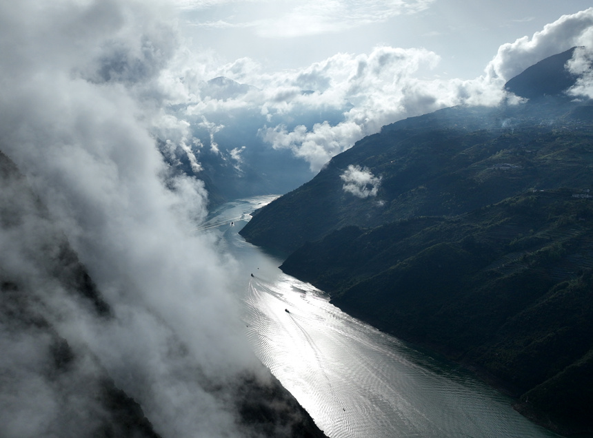 雨過天晴后的巫峽景色。譚瑜州攝