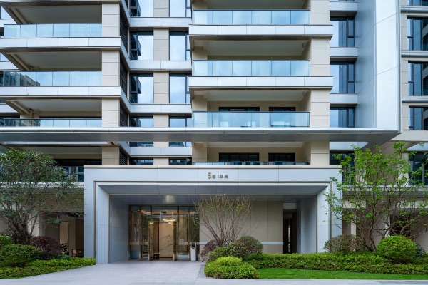 華宇城御璟縵云間交付實景。重慶華宇供圖