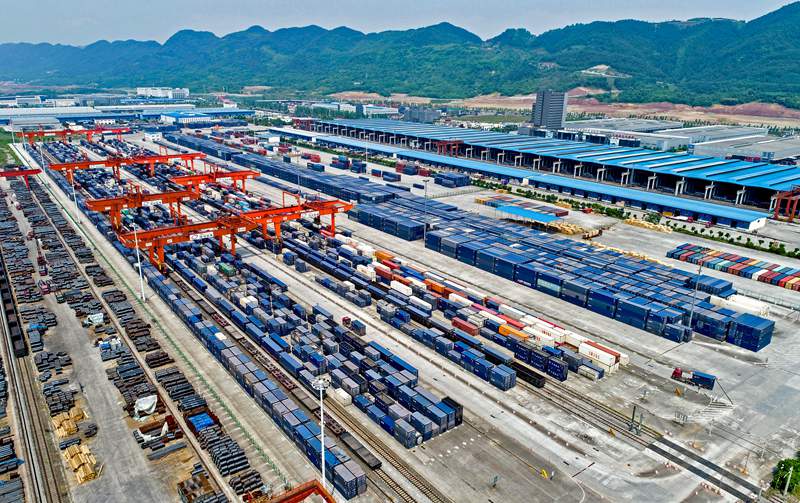 位于重慶市沙坪壩區的團結村中心站。何超攝