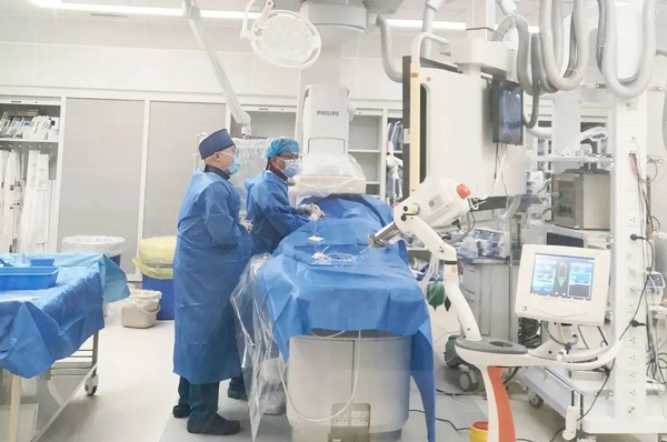 手術現場。重慶松山醫院供圖