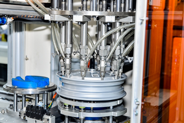 愛瑪機電自動化生產設備。主辦方供圖