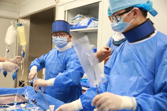 手術現場。重慶松山醫院供圖