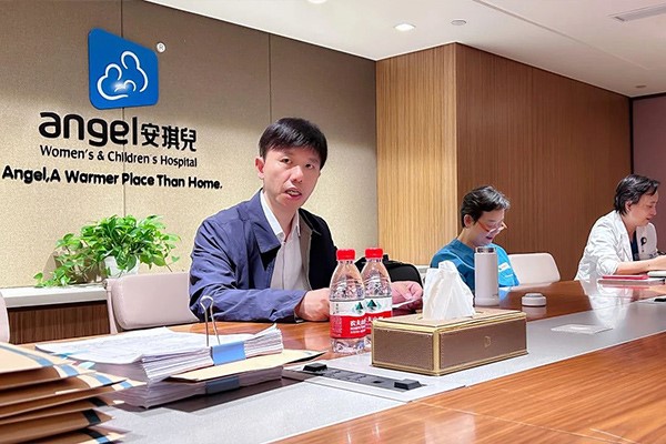 醫院開展法律講座。重慶安琪兒婦產醫院供圖