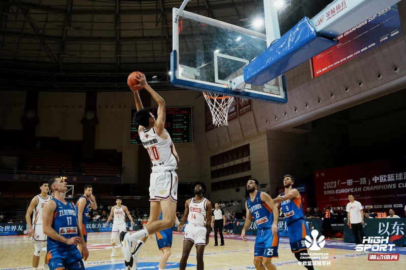 浙江稠州金租隊對陣塞爾維亞茲拉蒂博爾隊比賽現場。主辦方供圖