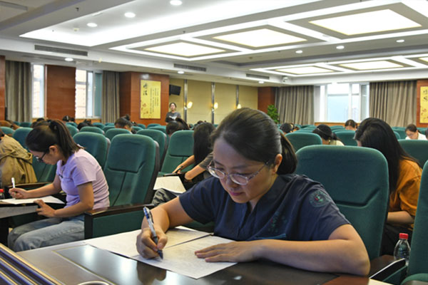 綜合筆試現場。璧山區婦幼保健院供圖