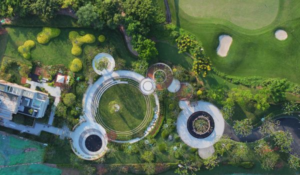 信達印南山疊墅樣板示范區。信達印南山供圖