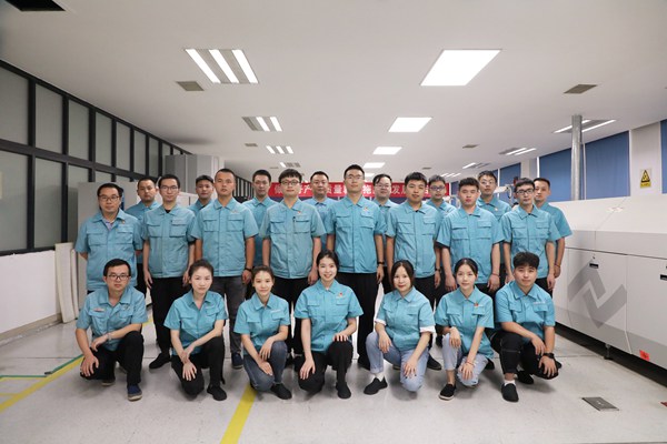 前衛科技裝備制造部101車間員工。前衛科技供圖