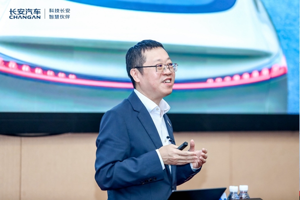 長安汽車總裁 、黨委副書記王俊。長安汽車供圖