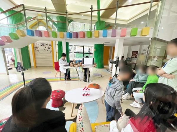 講座現場。重慶小米熊兒童醫院供圖