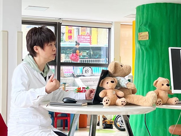 講座現場。重慶小米熊兒童醫院供圖