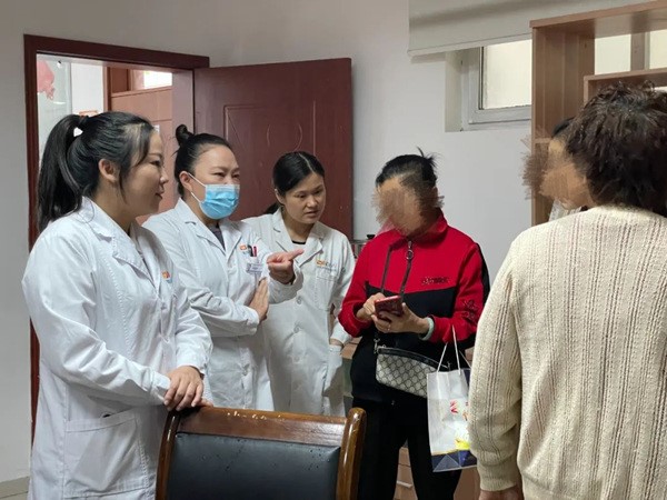 活動現場。重慶迪邦皮膚病醫院供圖