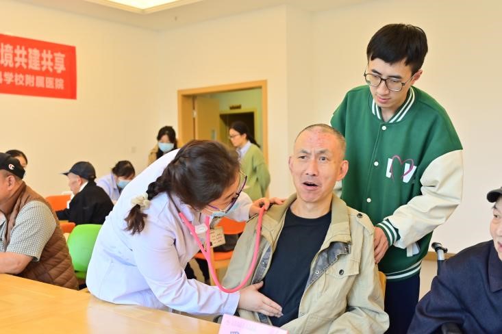 活動現場。沙坪壩區陳家橋醫院王裕慶攝