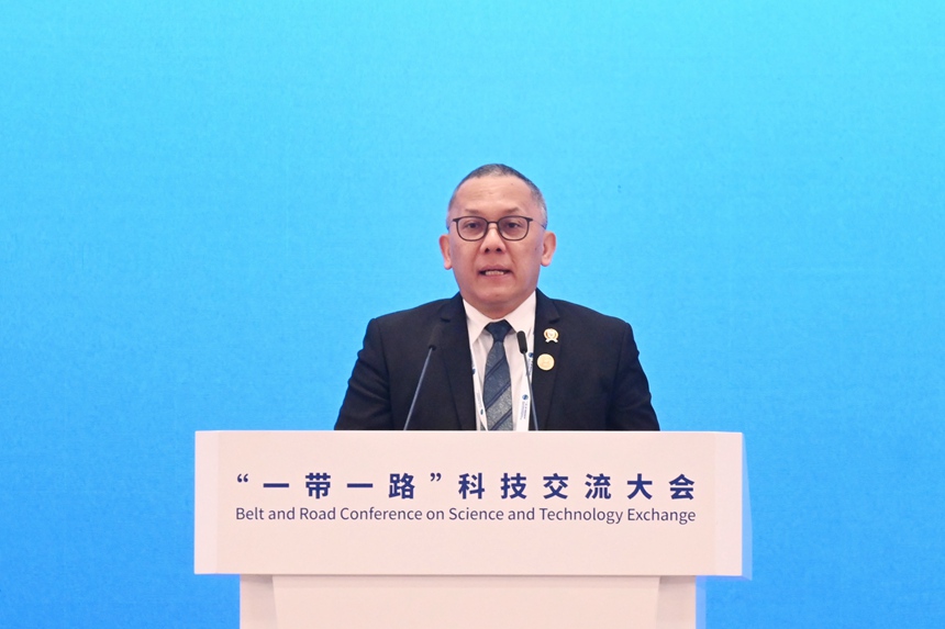 拉克薩納·特里·漢多科。鄒樂攝