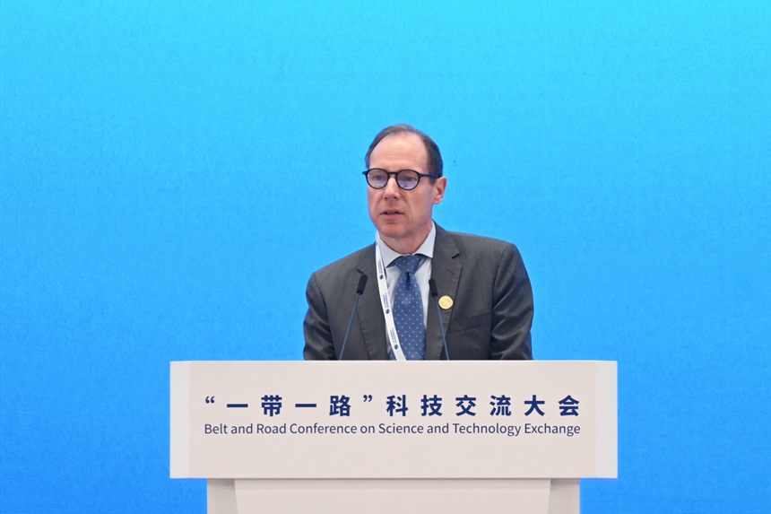 卡斯特·芬克。鄒樂攝