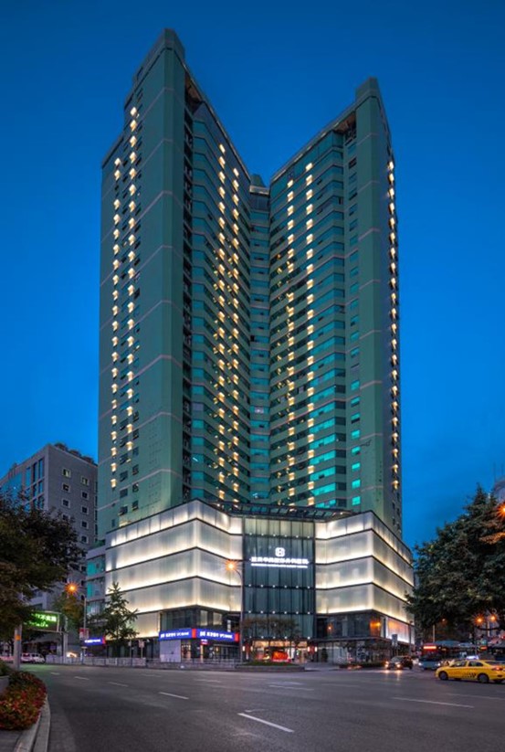 重慶華美整形外科醫院外樓。重慶華美整形外科醫院供圖