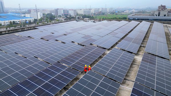 盛泰光電廠房光伏發電。國網重慶永川供電公司供圖