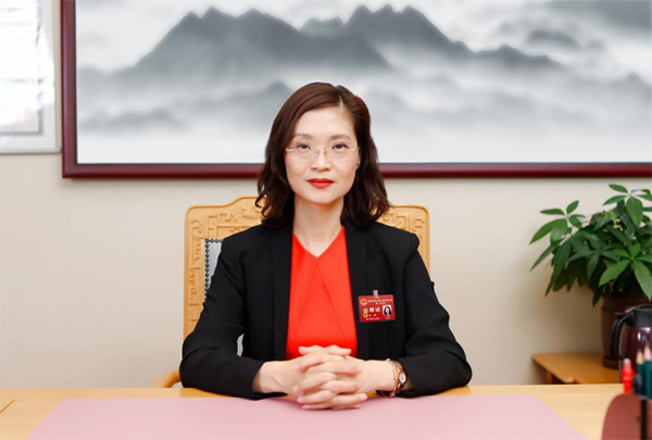 重慶市人大代表，中國農業銀行重慶市分行黨委書記、行長朱曄。受訪者供圖