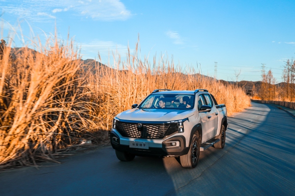 試駕中的長安獵手。長安汽車供圖