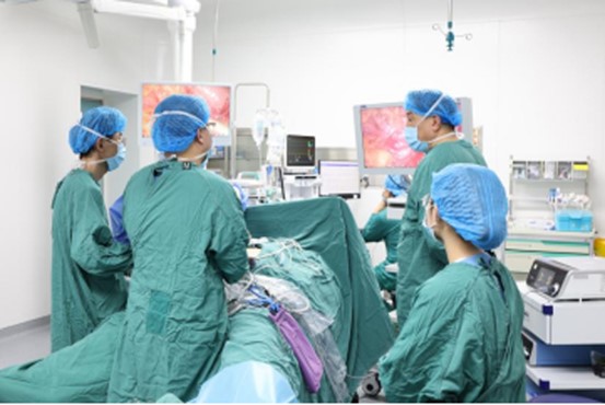 手術中。重慶西區醫院供圖