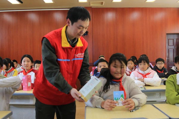 有獎互動問答環節。國網重慶綦江供電公司供圖