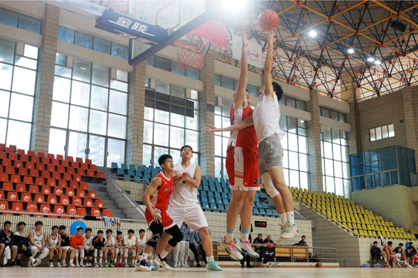 交流賽現場。實習生戚馨月攝