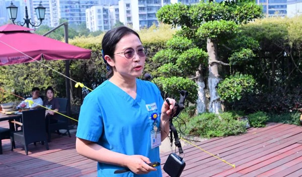 張嬋科普孕期知識。重慶安琪兒婦產醫院供圖