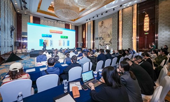 活動現場。重慶華美整形外科醫院供圖