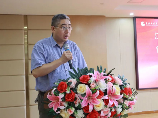 周游講話。重慶西區醫院供圖