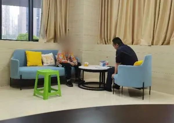 咨詢現場。重慶小米熊兒童供圖